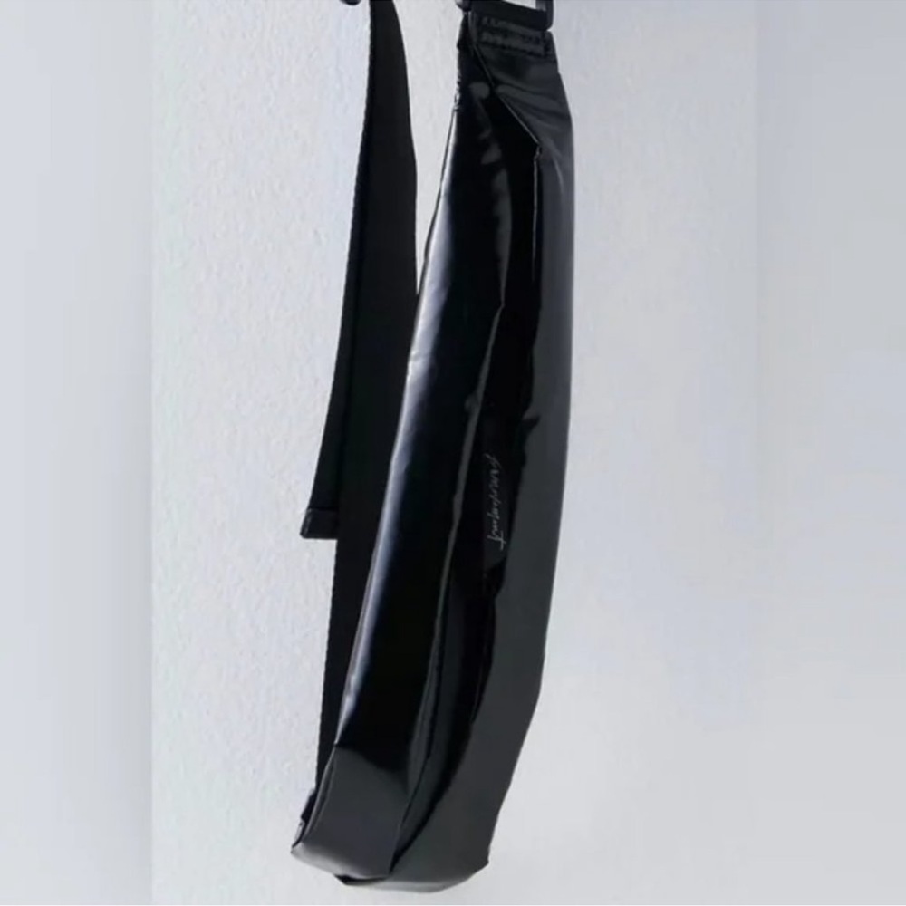 Free People Fp Movement Slim Fold Runner Bag - image 2